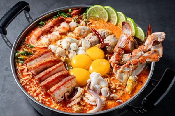 Tom Yum Mama